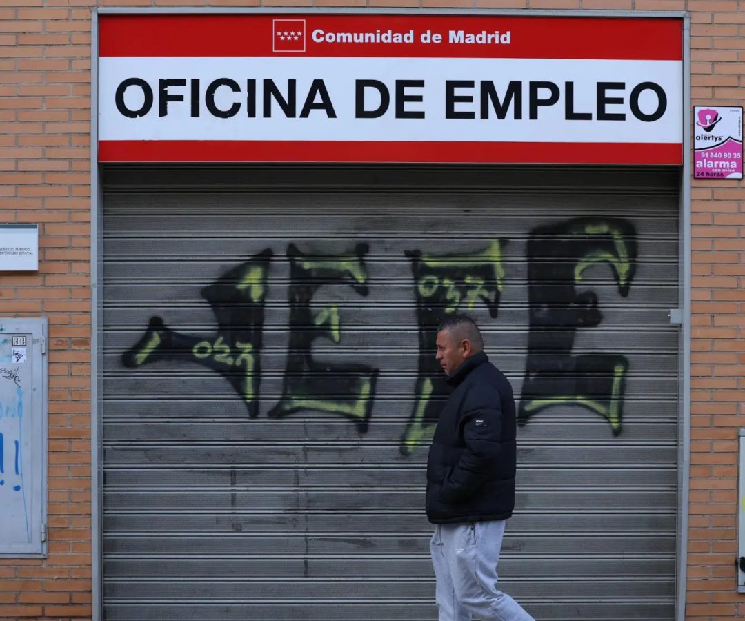 Imagen de archivo de una oficina del SEPE en Madrid.Marta Fernández / EP