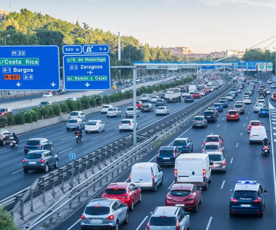 La M-30 de Madrid en hora punta.iStock
