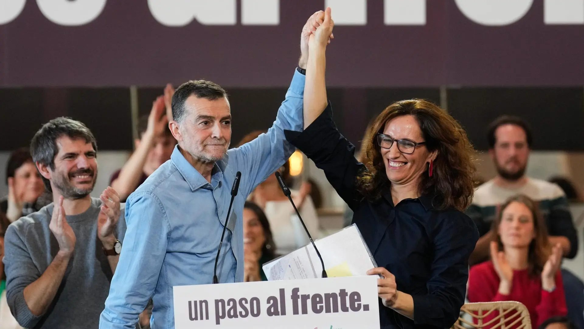 Mónica García, junto a Antonio Maíllo y Ernest Urtasun, en el acto del 21 de febrero.EFE