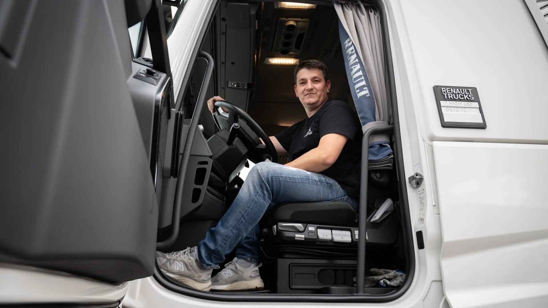 Reportaje aumento robos a camionerosHAZHARD ESPINOZA VALLEJOS  Hazhard Espinoza Vallejos