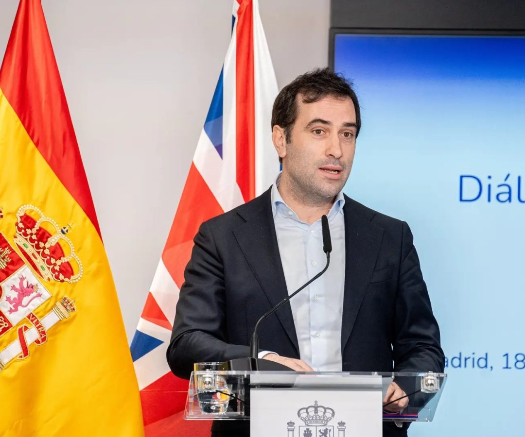 El ministro de Economía, Comercio y Empresa, Carlos Cuerpo,  atiende a los medios de comunicación.Europa Press