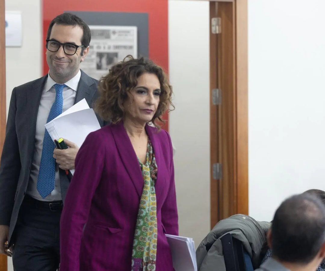La vicepresidenta primera y ministra de Hacienda, María Jes´su Montero, y el ministro de Economía, Comercio y Empresa, Carlos CuerpoEuropa Press