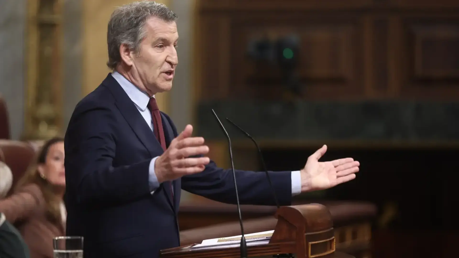 Conforme a los criterios de