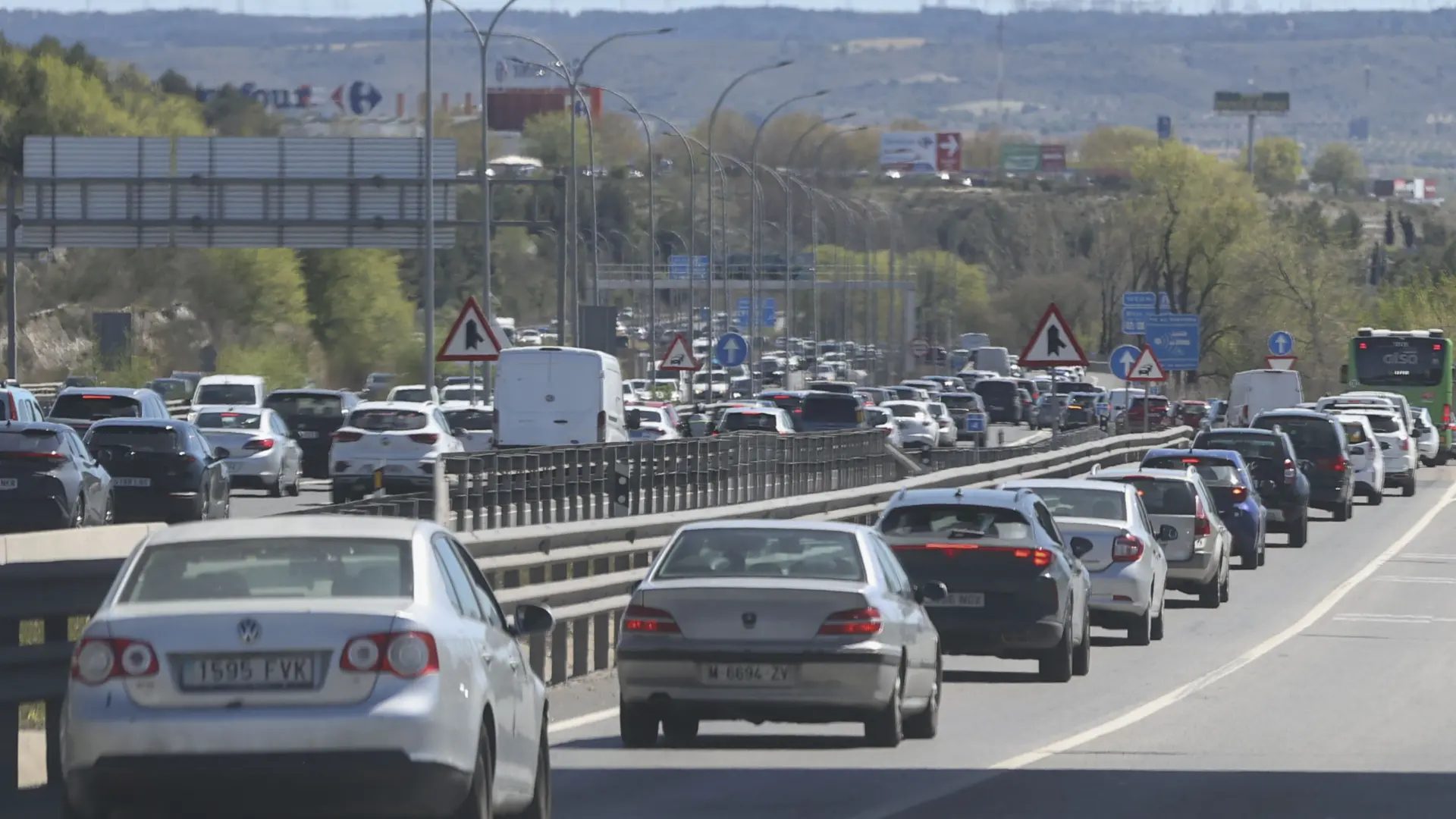 Estado del tráfico en la A3, autovía de Valencia, en sentido salida de Madrid este miércoles.EFE