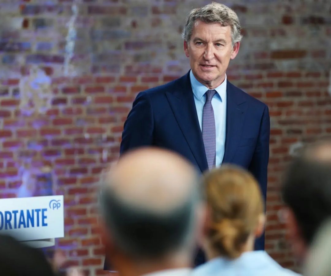 El presidente del PP, Alberto Núñez Feijóo, en el acto organizado por el partido 'Pagas más, recibes menos; contra el infierno fiscal del Gobierno de Sánchez'David Mudarra / PP