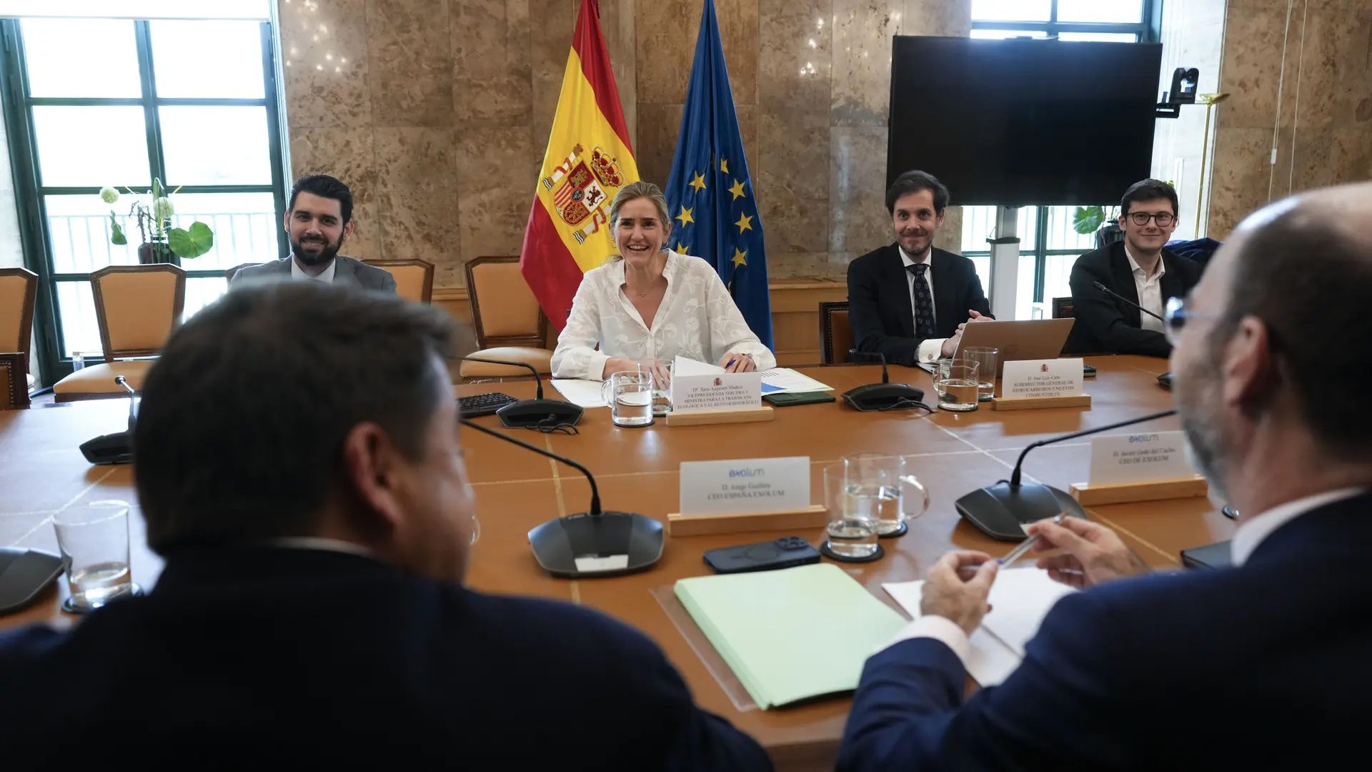La vicepresidenta tercera y ministra responsable de energía, Sara Aagesen, se reúne este miércoles con representantes de los sectores petrolero y gasista en un momento de tensión en los mercados energéticos ante la situación en el golfo Pérsico.-EFE/ Borja Sanchez-TrilloBorja Sanchez-Trillo