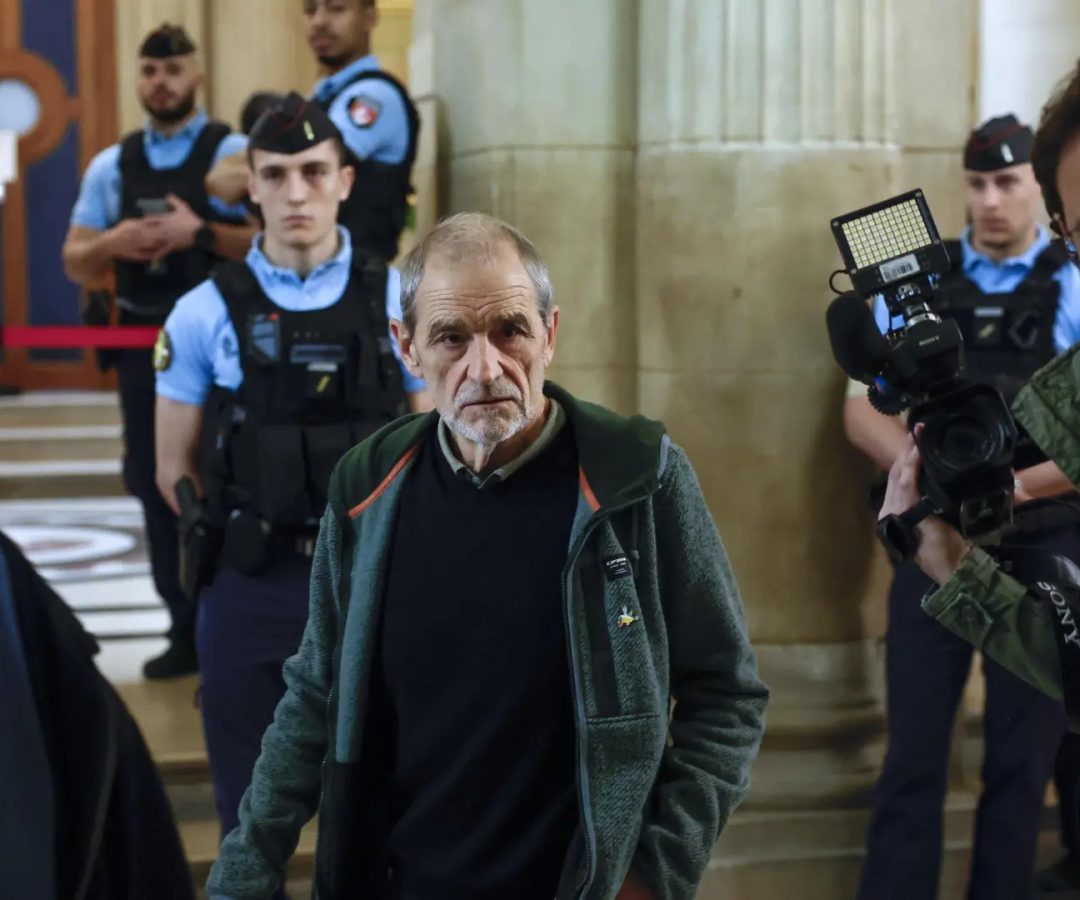 José Antonio Urrutikoetxea Bengoechea, alias Josu Ternera, llega al juzgado para su juicio de apelación en París.EFE