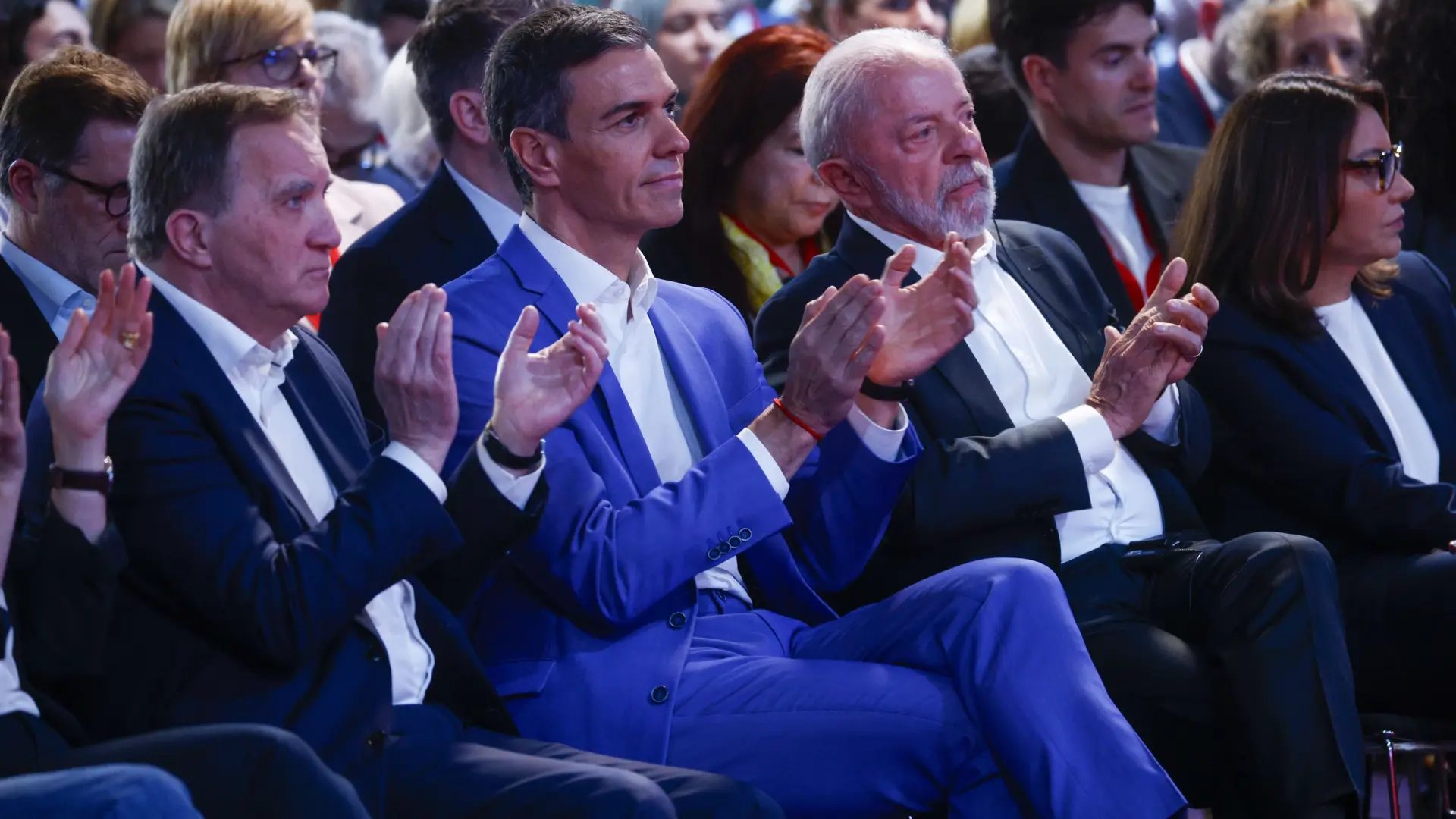 Pedro Sánchez, junto a Lula da Silva este sábado en Barcelona.EFE