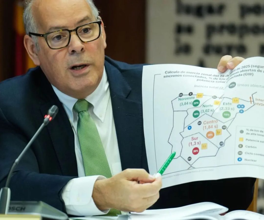 El CEO de Iberdrola España, Mario Ruiz Tagle, en una imagen de archivo compareciendo en la comisión de investigación del Senado, antes de hacer lo mismo, pero en le Congreso este lunes.EFE