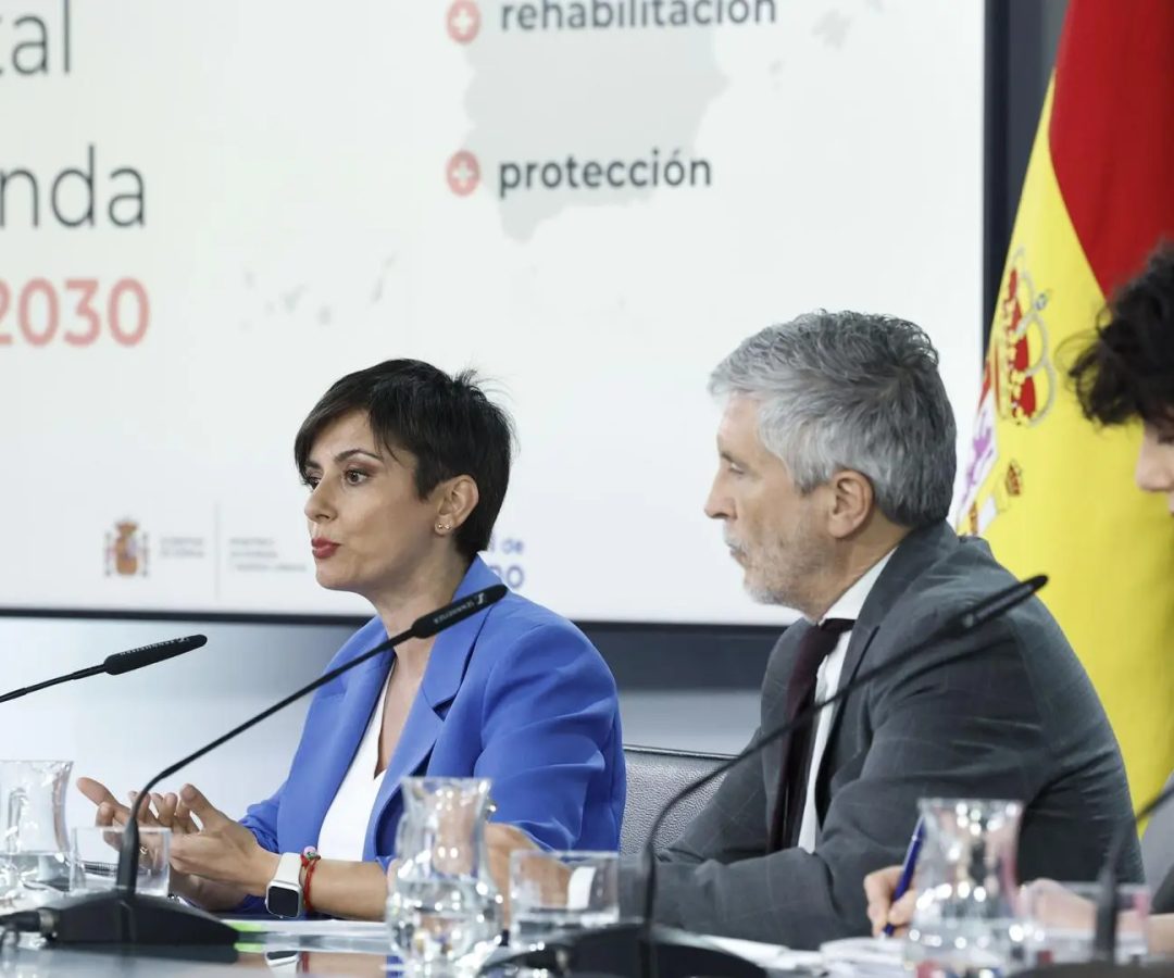 La ministra de Vivienda, Isabel Rodríguez, en la rueda de prensa de este martes.Chema Moya / EFE