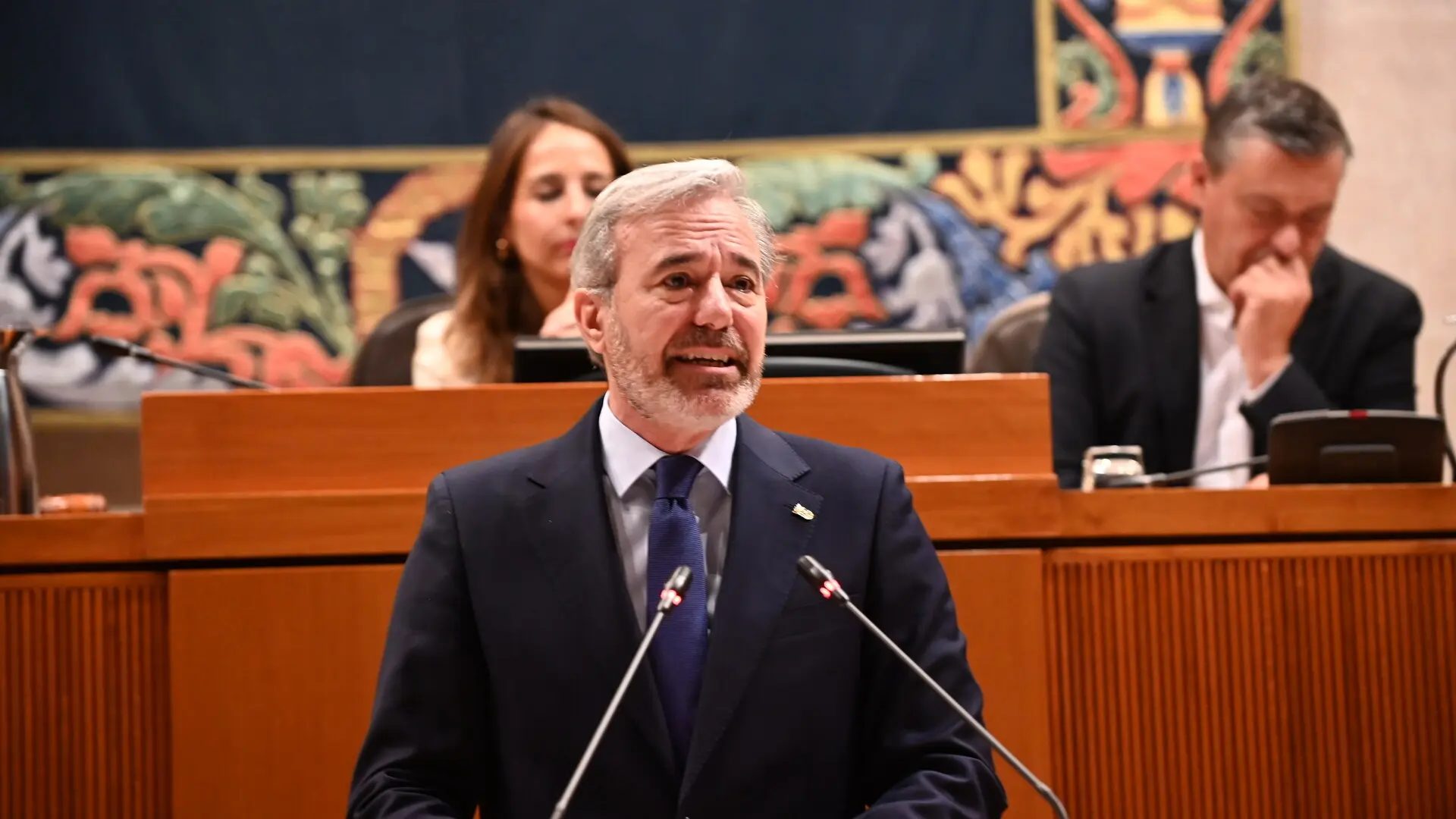 Azcón dice que la prioridad nacional es "fácil de entender
