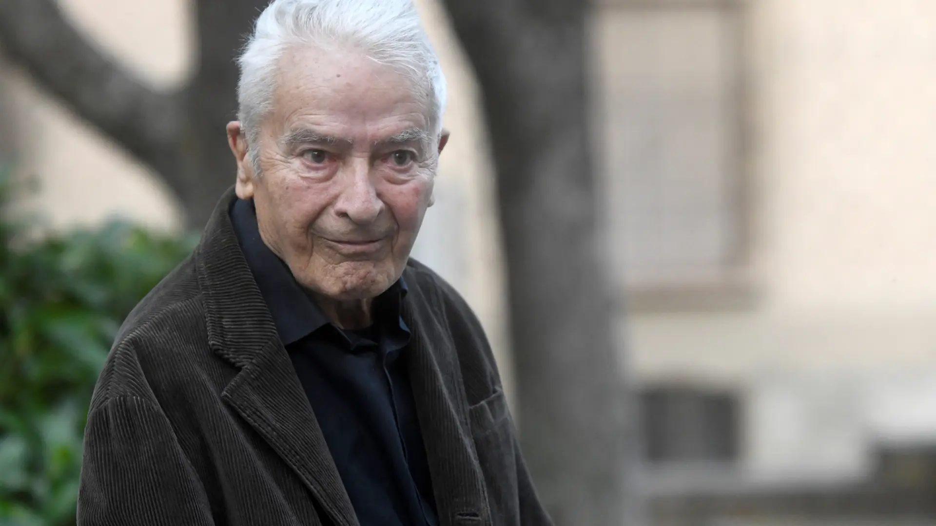 Fotografía de archivo (28/10/2021), del artista gráfico José María Cruz Novillo.EFE