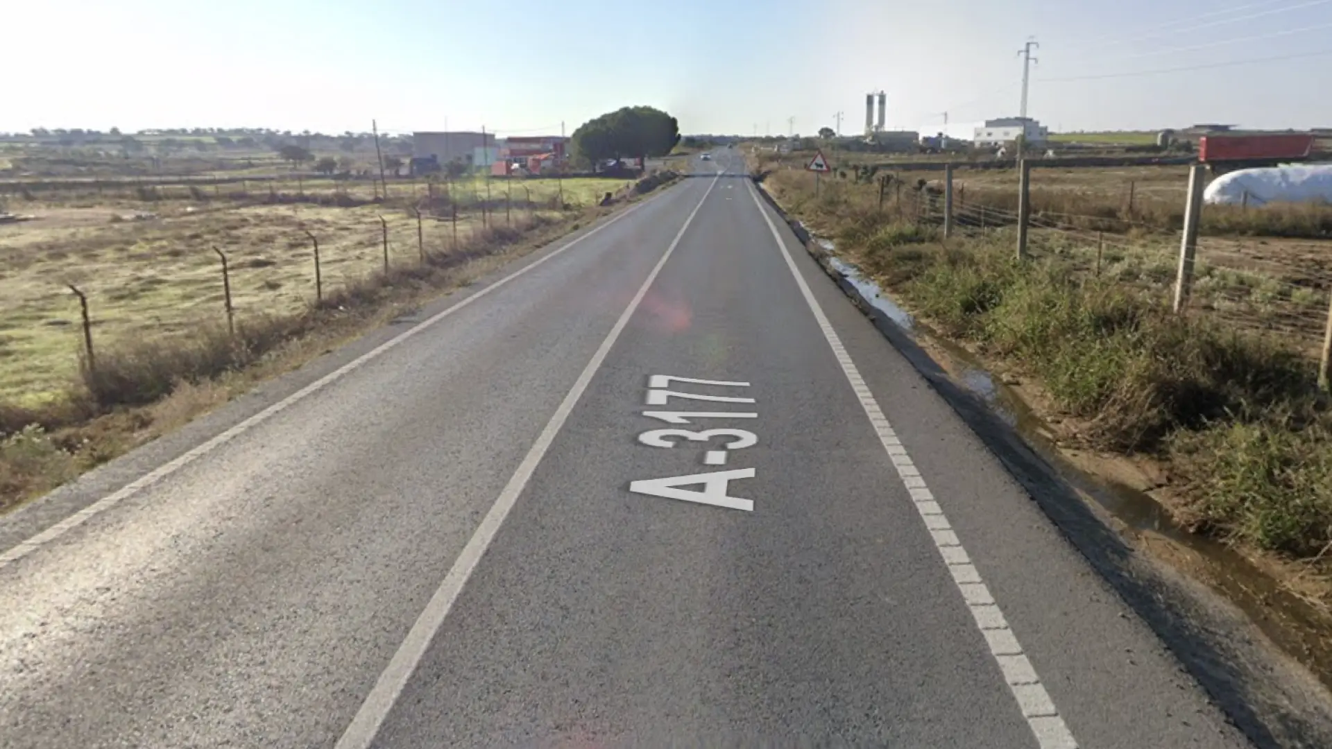 una colisión entre un turismo y un tractor, ocurrida este martes por la tarde en el kilómetro seis de la carretera A-3177, a su paso por Añora.GOOGLE MAP