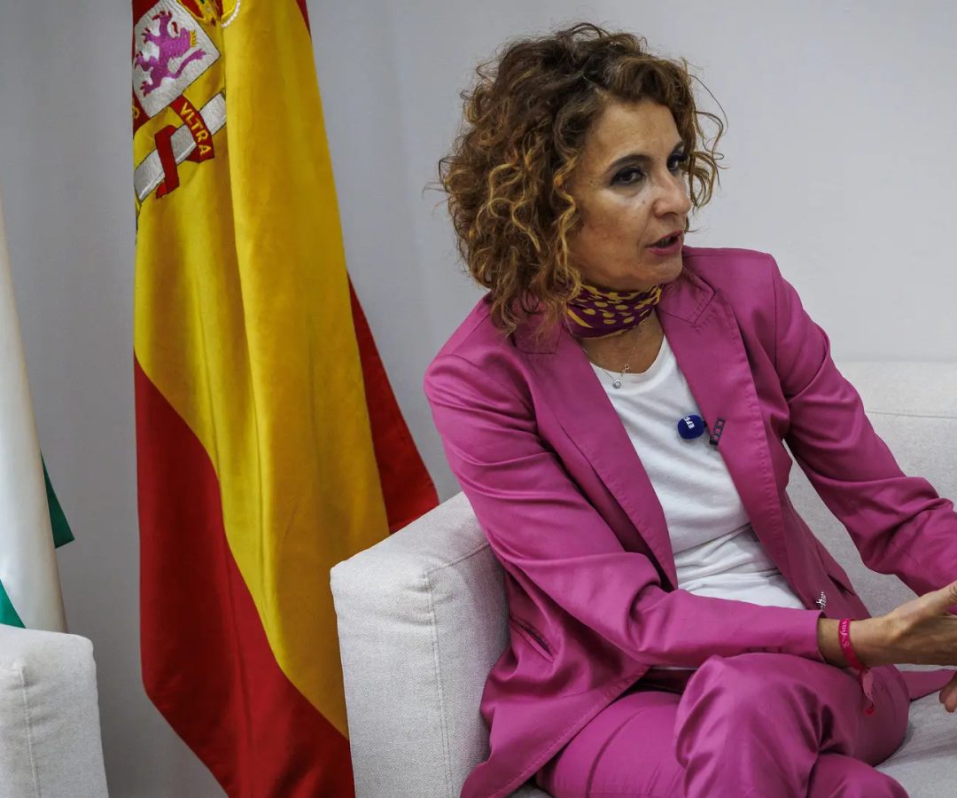 La secretaria general del PSOE andaluz y candidata a la Presidencia de la Junta en las elecciones del 17 de mayo, María Jesús Montero, en la sede del PSOE-A en SevillaJulio Muñoz