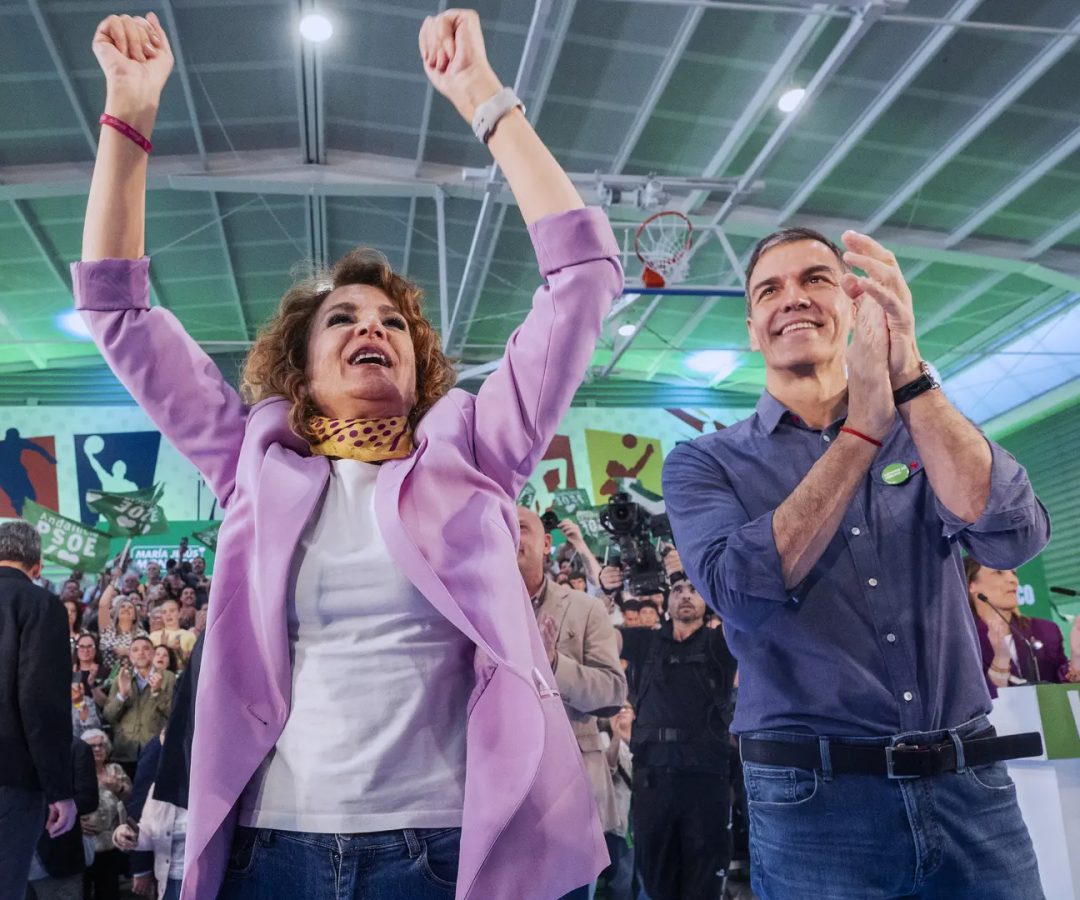 El presidente del Gobierno, Pedro Sánchez, interviene en un acto público junto a la secretaria general del PSOE de Andalucía y candidata a la Presidencia de la Junta, María Jesús Montero,MIGUEL ÁNGEL MOLINA