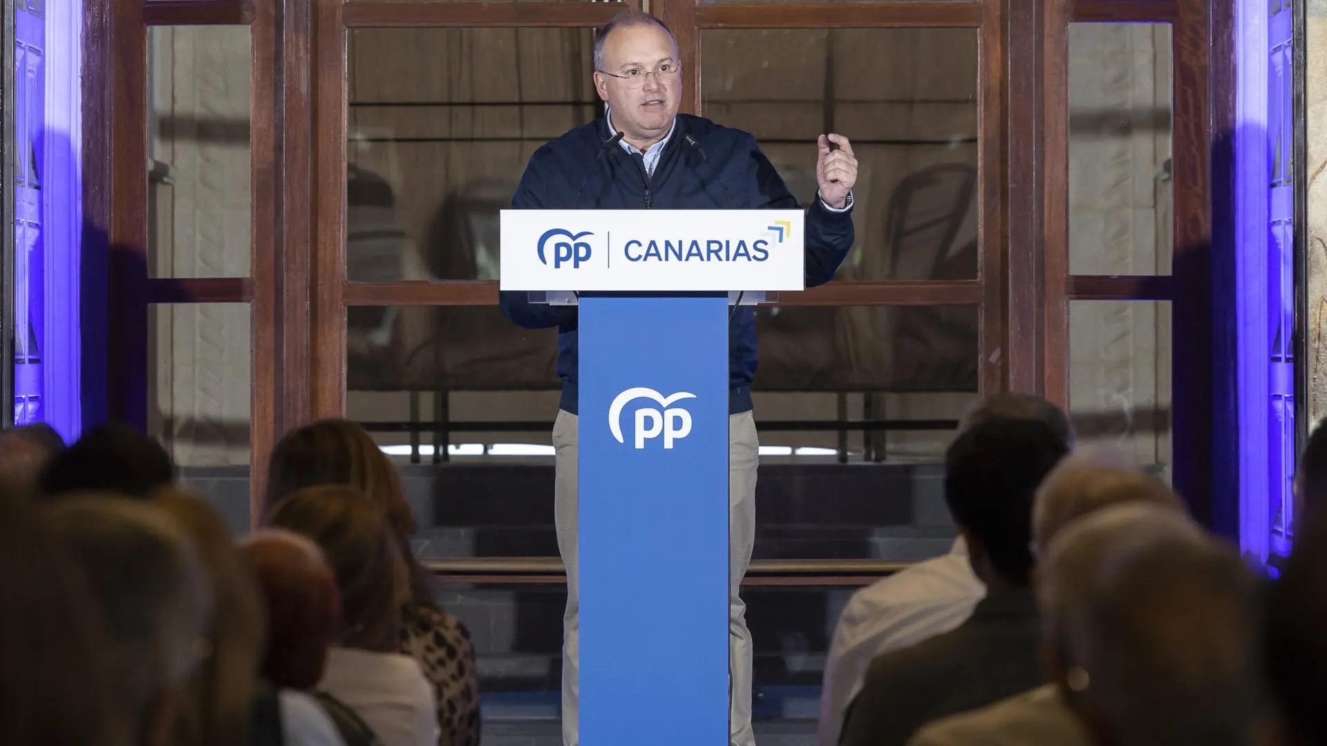 El secretario general del Partido Popular, Miguel Tellado, interviene en un acto con afiliados y simpatizantes en Las Palmas de Gran Canaria.EFE