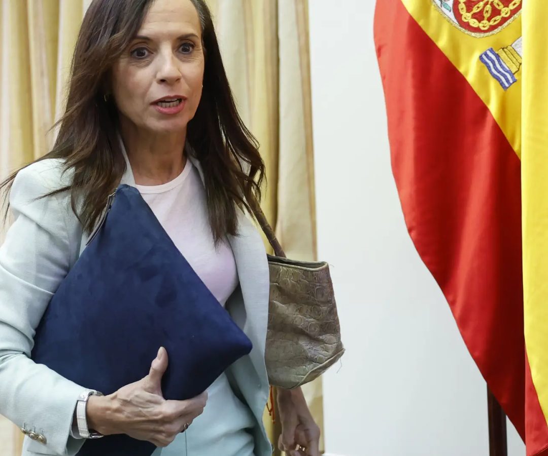 La presidenta de Redeia, Beatriz Corredor, comparece en la comisión del Congreso que investiga el apagón, este lunes.Mariscal