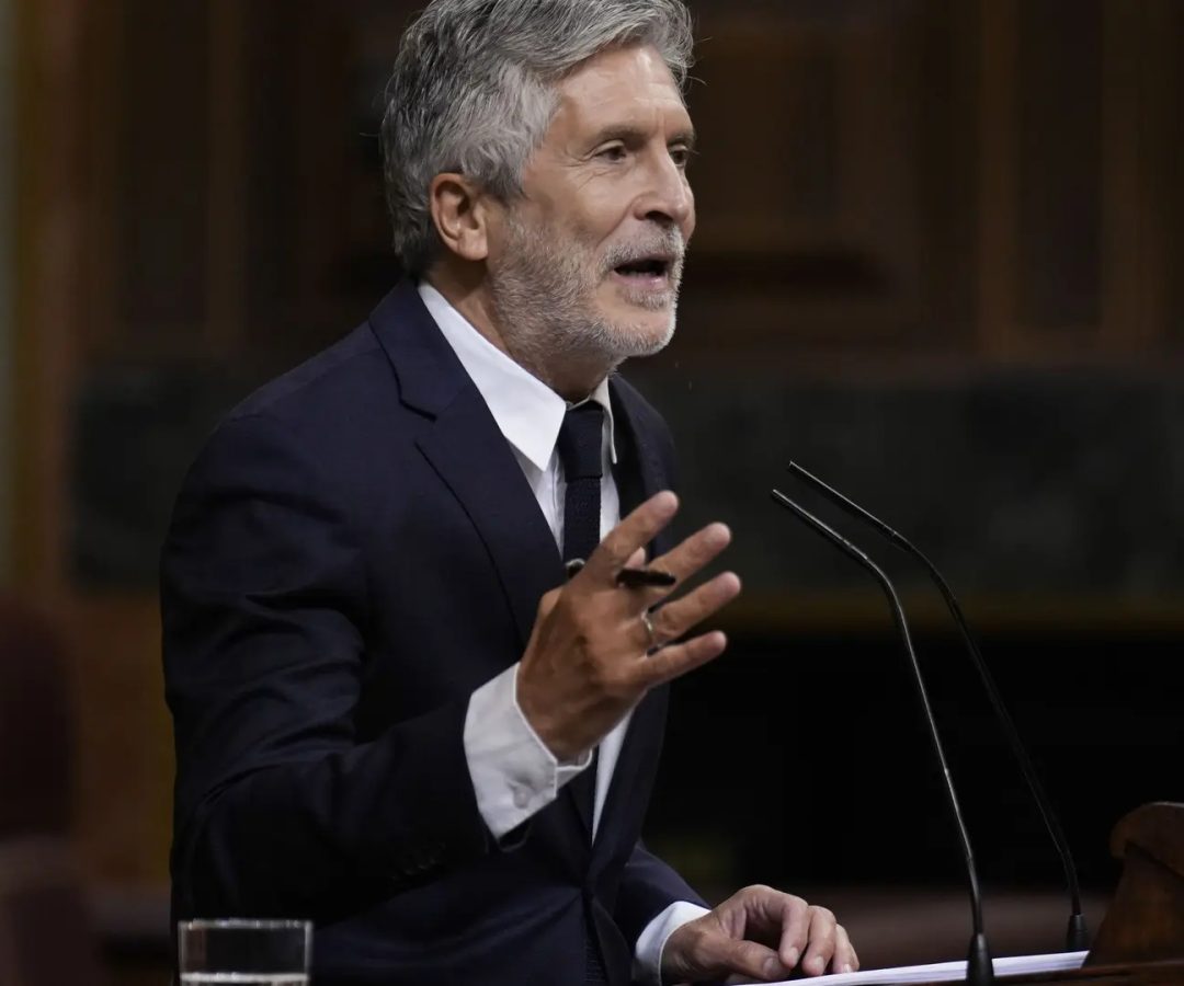 El ministro del Interior, Fernando Grande Marlaska, durante su intervención este miércoles en el pleno del Congreso, que celebra sesión de control al Ejecutivo.Borja Sanchez-Trillo / EFE