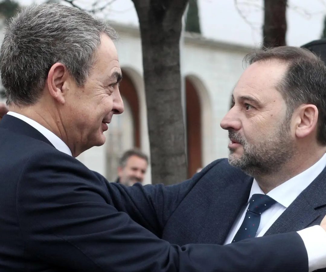 El expresidente del Gobierno José Luis Rodríguez Zapatero y José Luis Ábalos.Europa Press