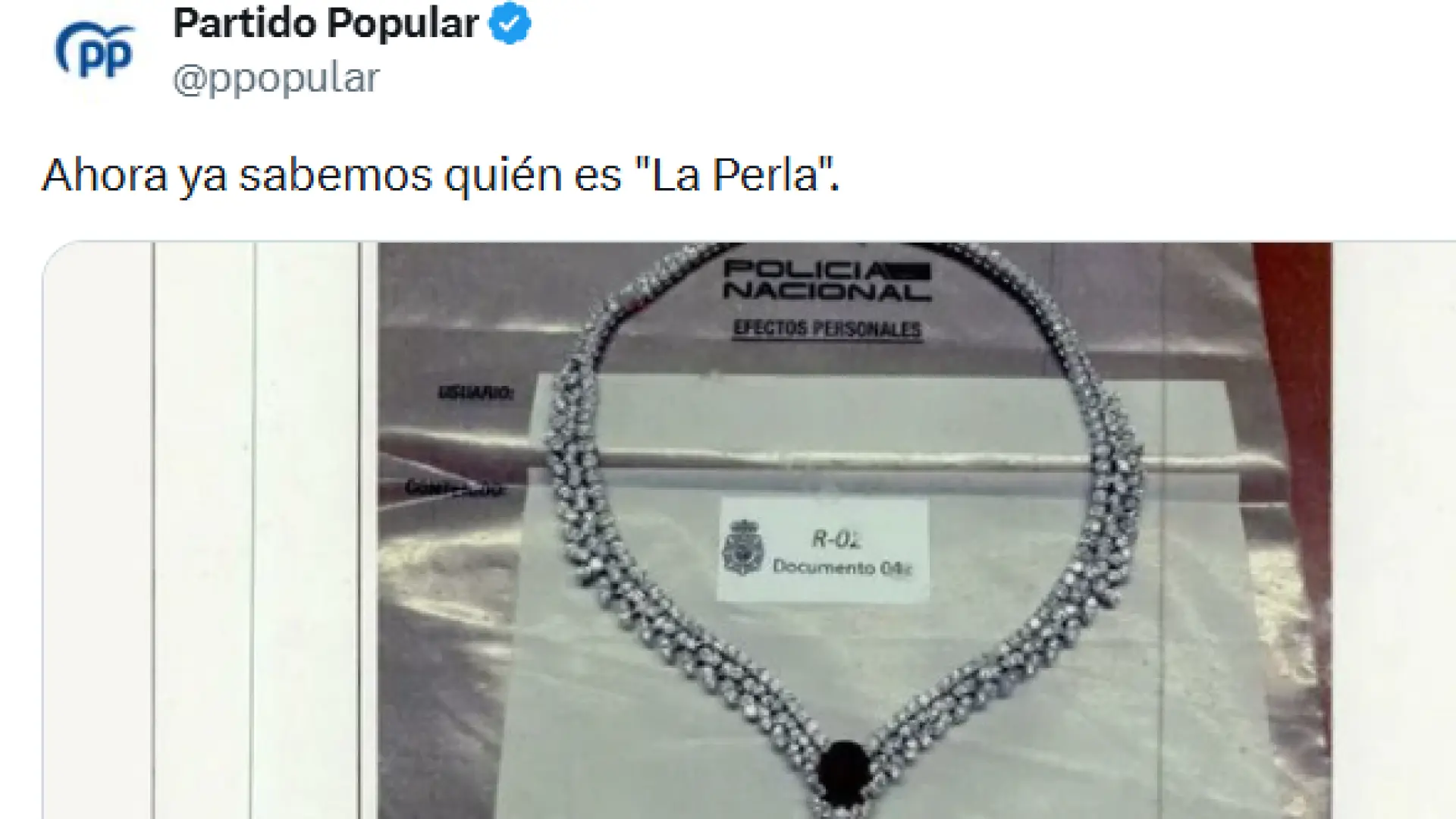 Tuit del PP ironizando sobre las joyas halladas en la caja fuerte de Zapatero.X