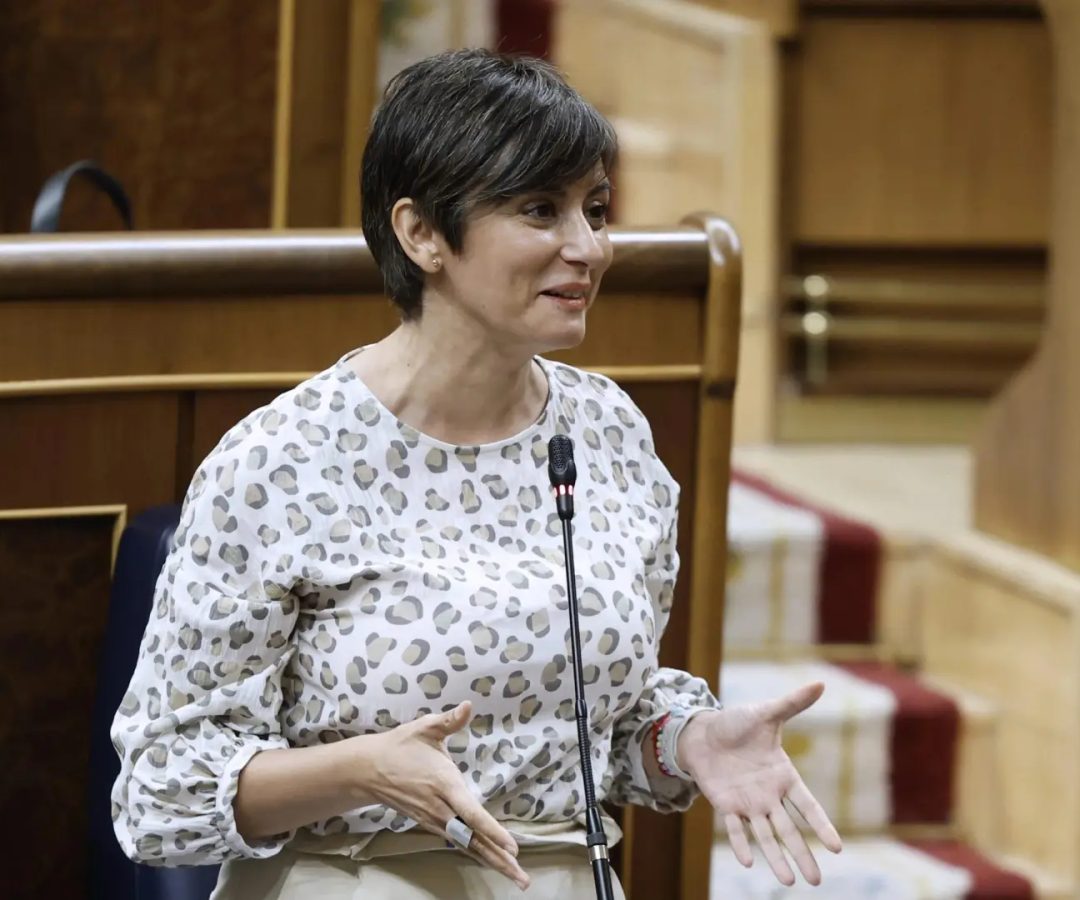 La ministra de Vivienda y Agenda Urbana, Isabel Rodríguez, en el Congreso.EFE