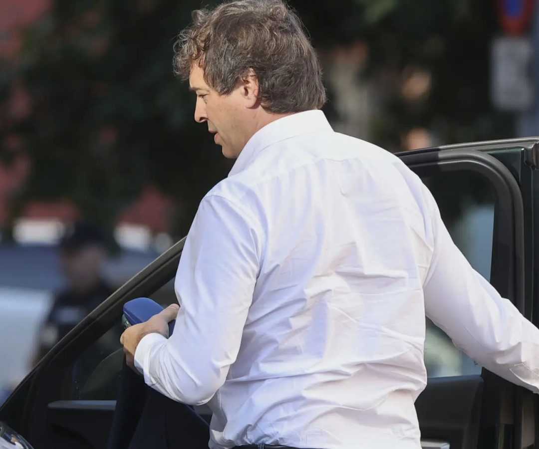 David Sánchez, hermano del presidente del Gobierno, a su llegada este lunes al tribunal de la Audiencia de Badajoz que juzga su proceso de contrataciónJero Morales