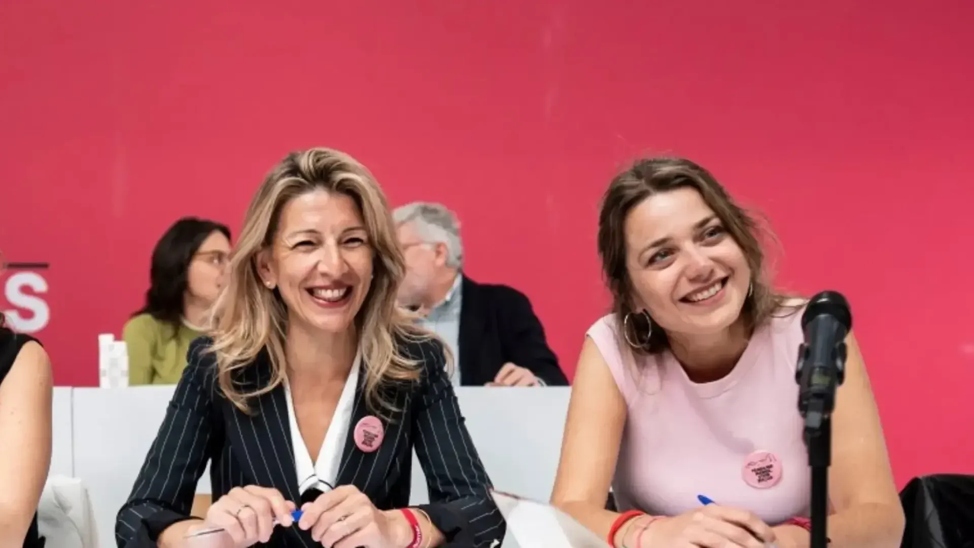 La vicepresidenta Yolanda Díaz y Laura Moreno que ha dimitido como secretaria de Organización del movimiento Sumar.BLUESKY