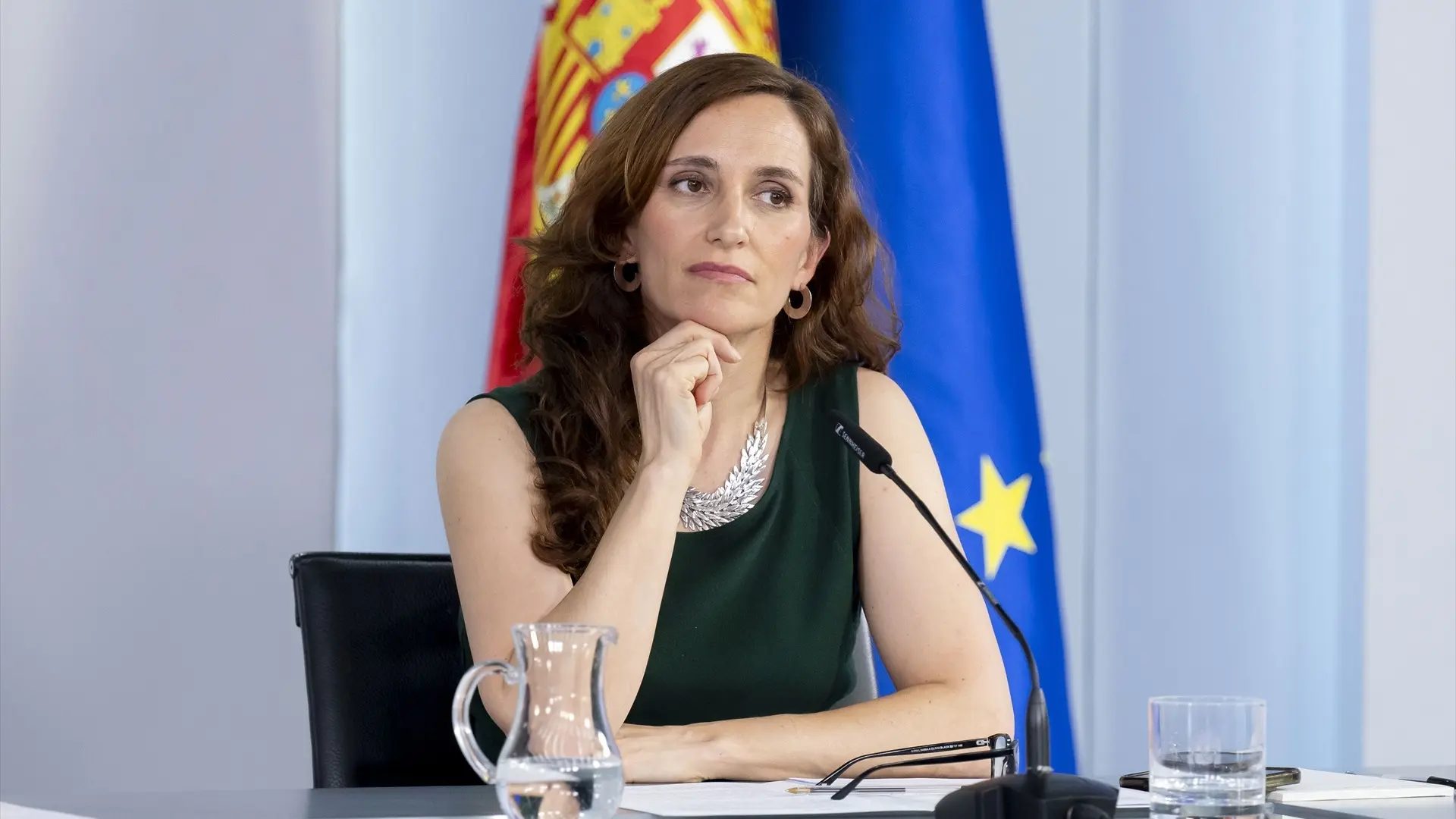 La ministra de Sanidad, Mónica García, durante la rueda de prensa posterior al Consejo de Ministros.Alberto Ortega / Europa Press