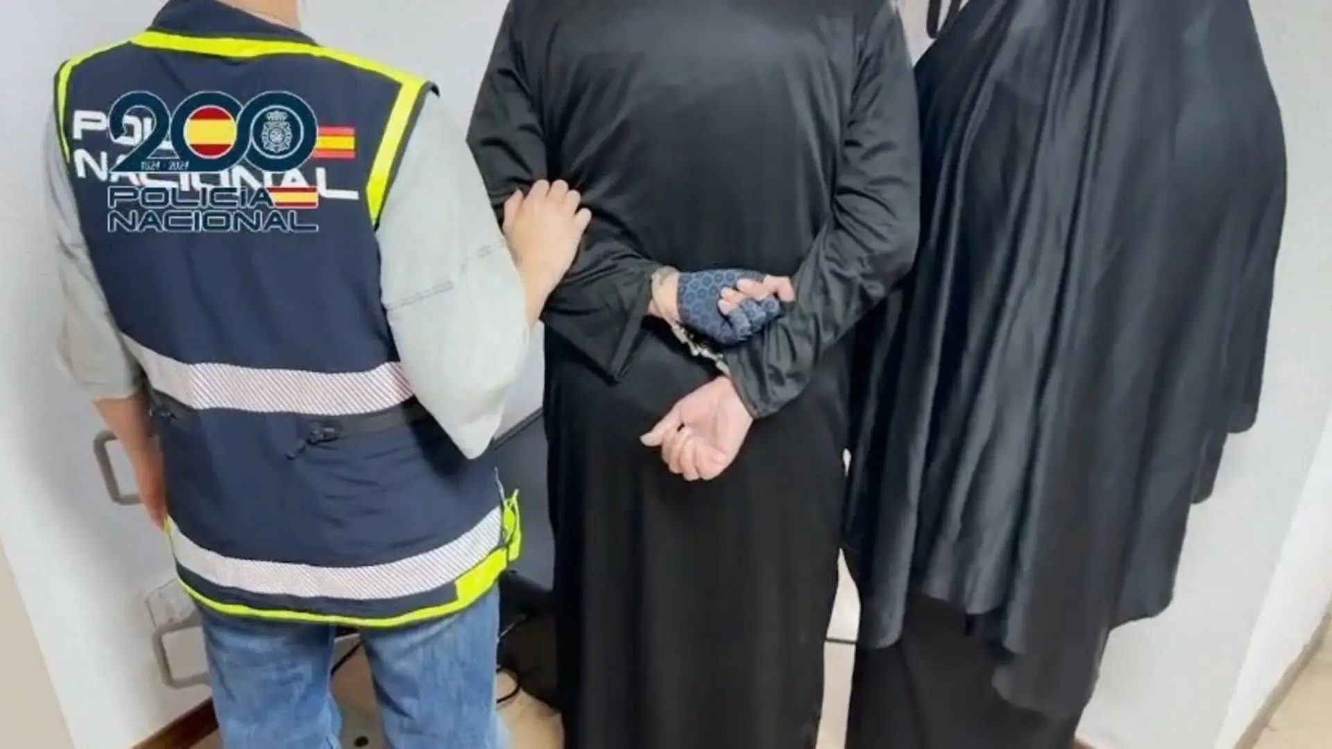 Dos de los detenidos que atracaron una joyería en Ciudad Lineal el 10 de junio de 2026.POLICÍA NACIONAL