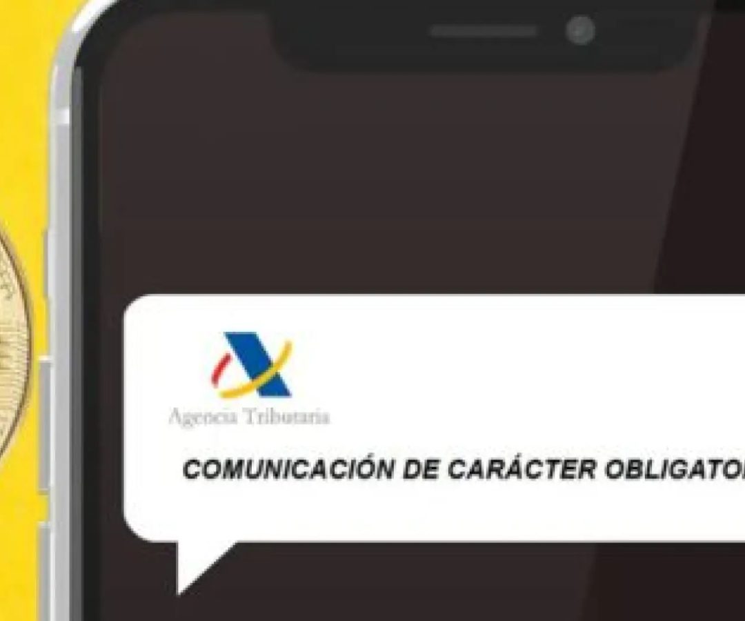 El correo de la Agencia Tributaria que pide un pago con criptomonedas por "regularización tributaria internacional".MALDITA