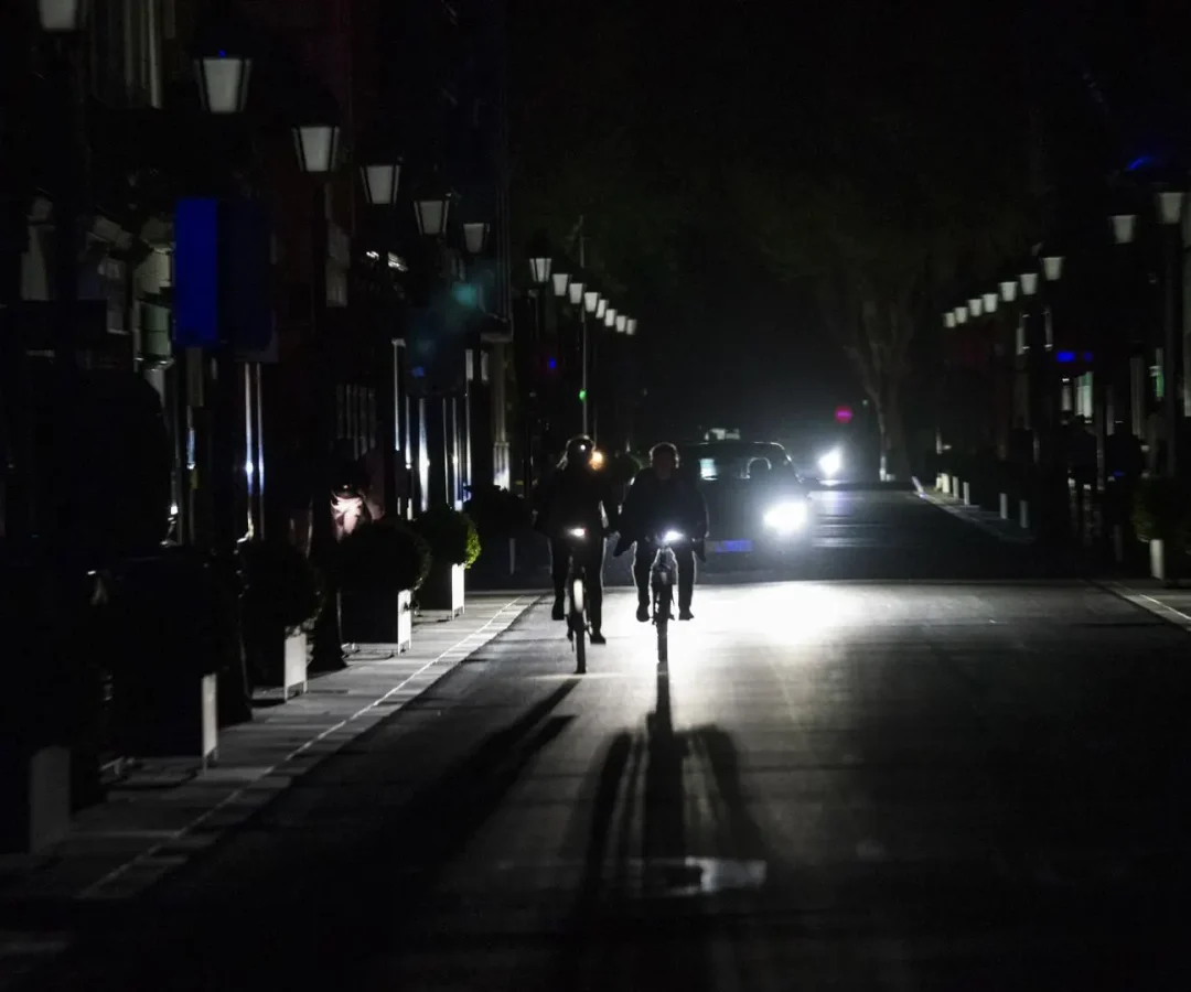 Calles apagadas en Albacete durante el apagón del 28 de abril del año pasado.&nbsp;Europa PressVíctor Fernández -