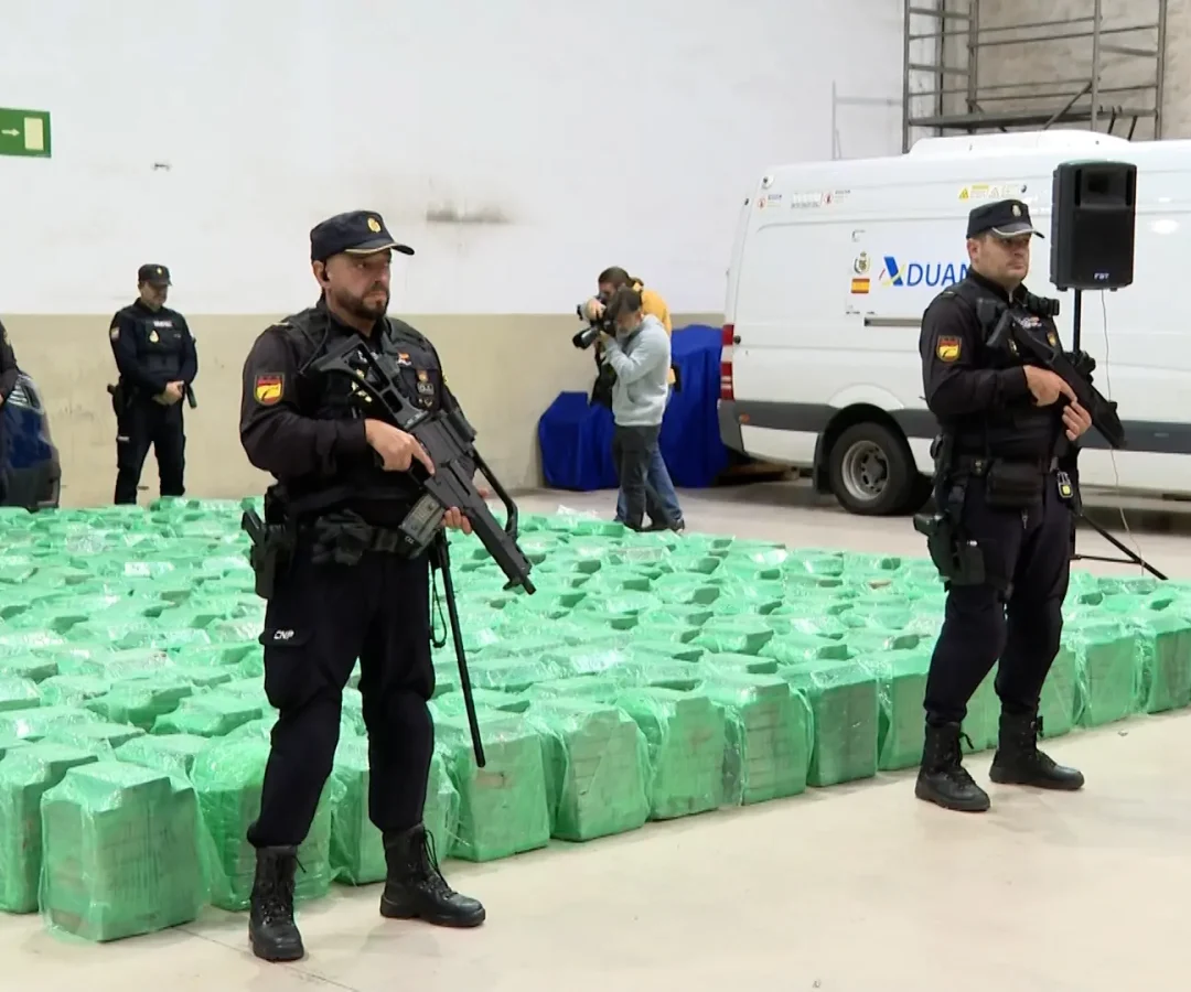 Detenido el jefe de delitos económicos de la Policía Nacional: hallaron 20 millones de euros emparedados en las paredes de su casa