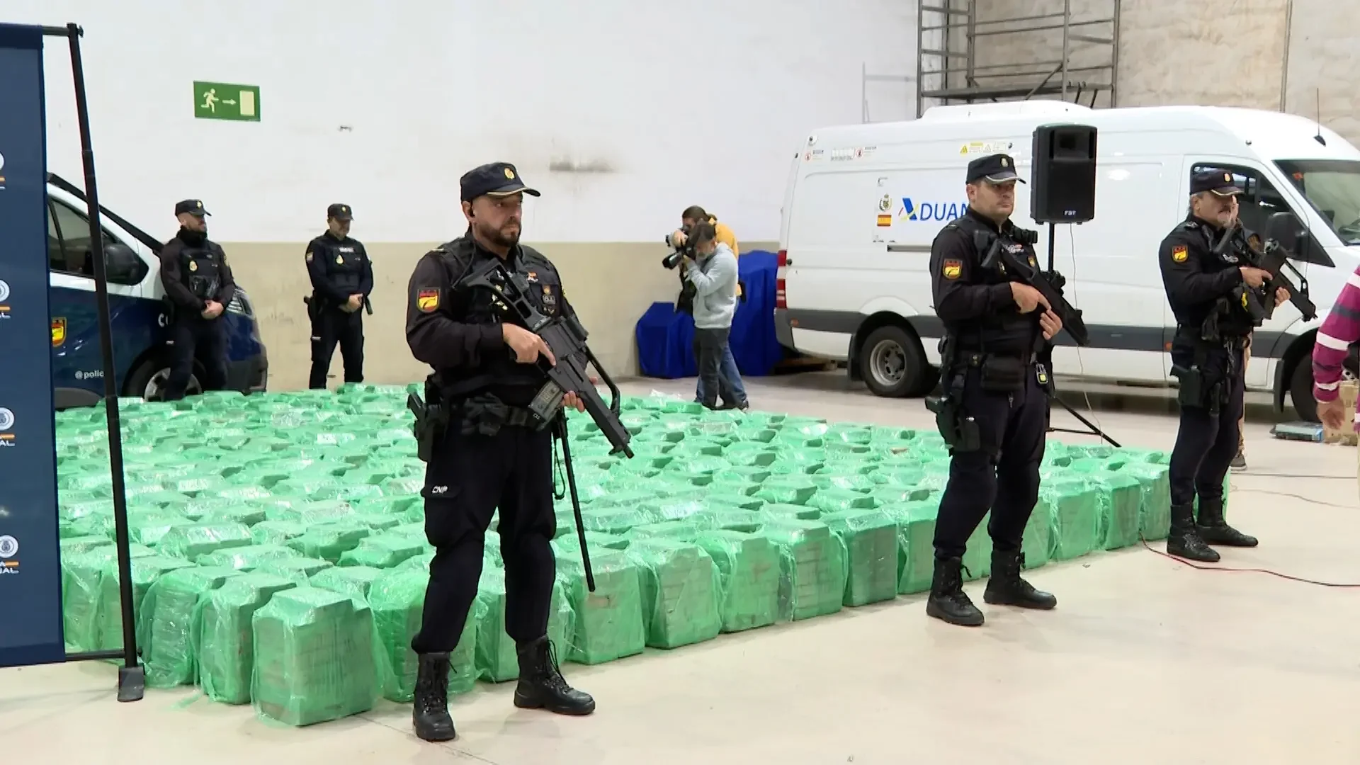 Detenido el jefe de delitos económicos de la Policía Nacional: hallaron 20 millones de euros emparedados en las paredes de su casa
