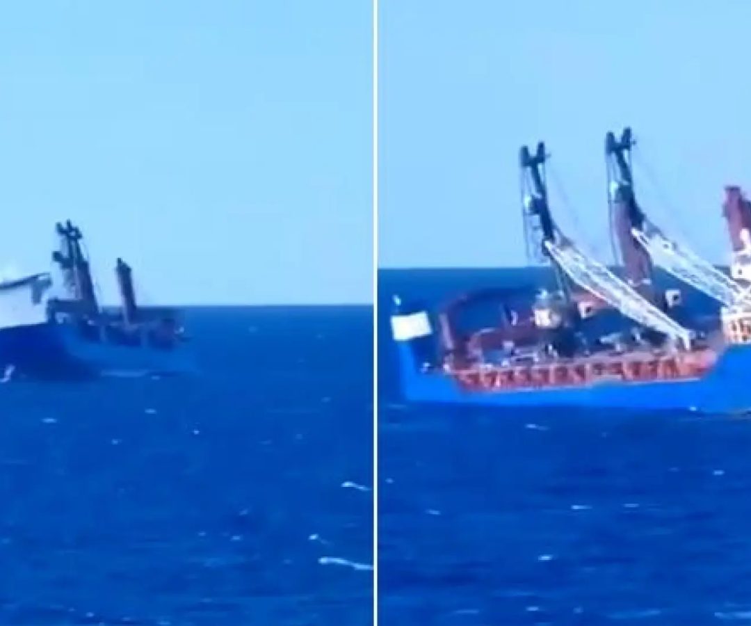 Hundimiento del buque mercante ruso 'Ursa Major' en aguas internacionales del mar Mediterráneo.20M