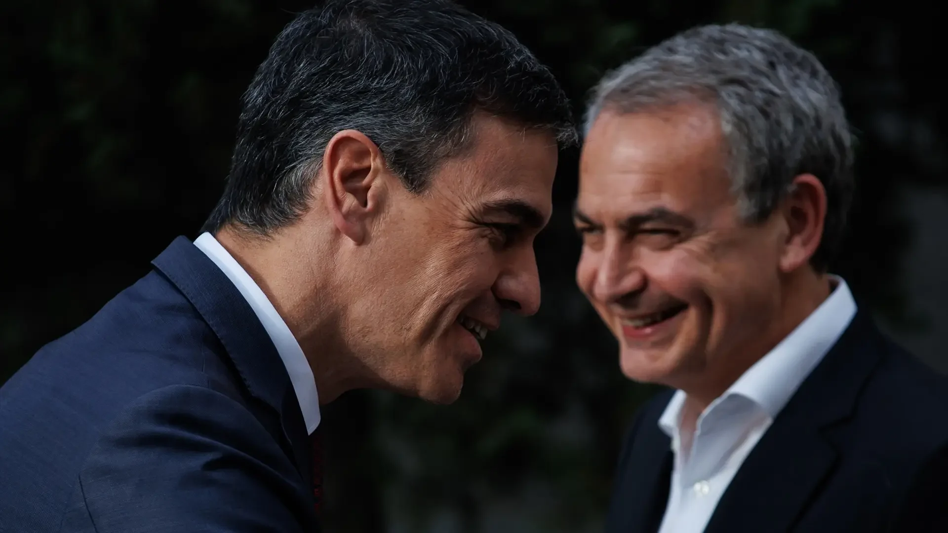 El presidente del Gobierno, Pedro Sánchez y el expresidente del Gobierno José Luis Rodríguez ZapateroEuropa Press