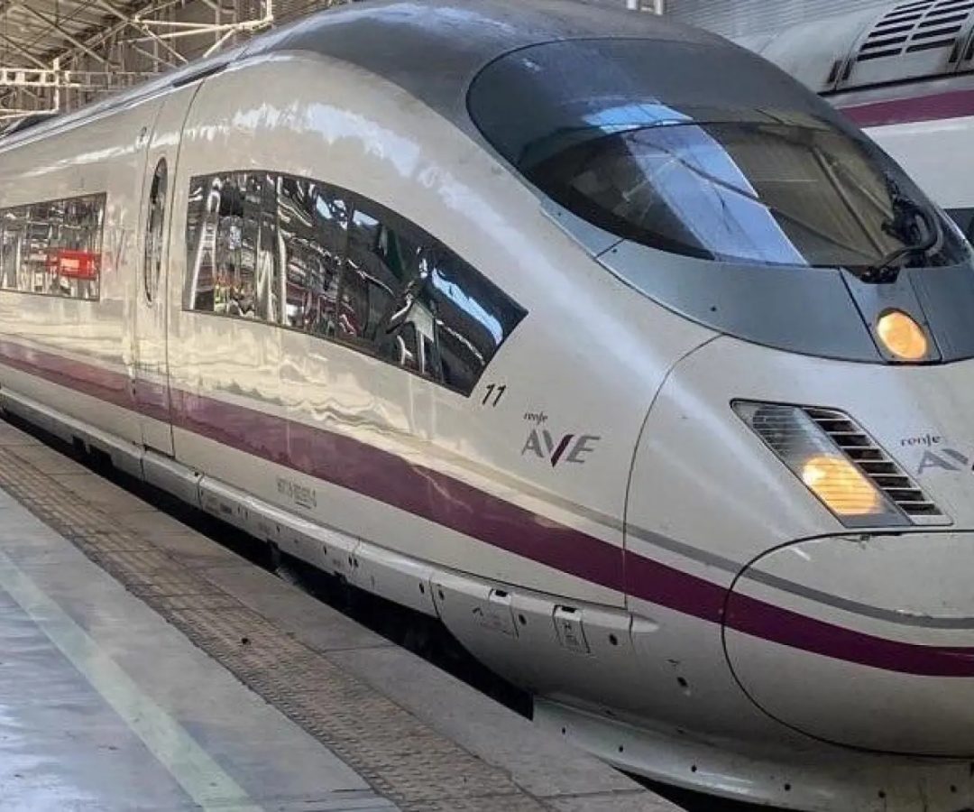Un tren AVE de Renfe.&nbsp;Renfe