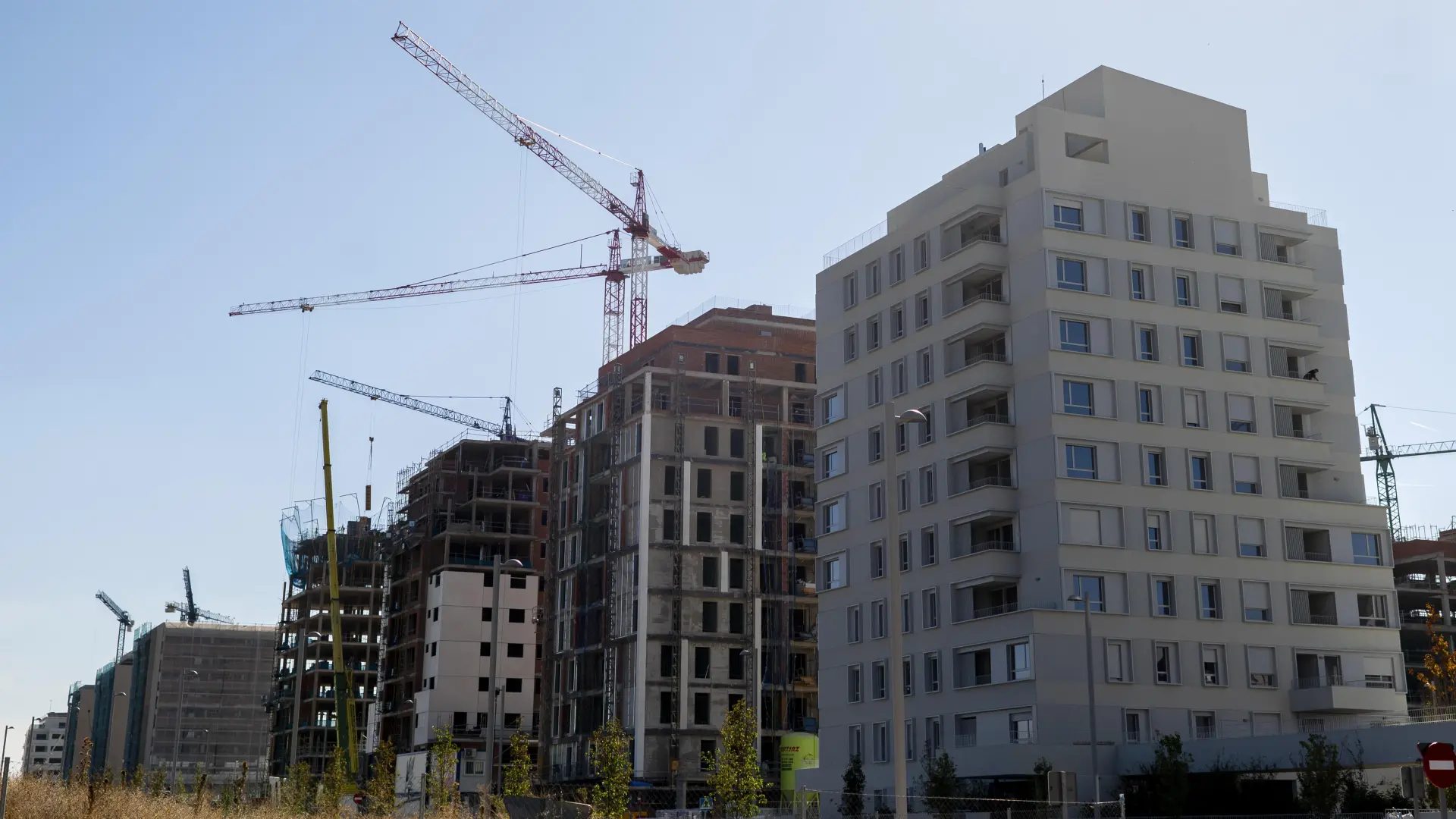 Imagen de archivo de edificios de viviendas en construcción.Alberto Ortega / Europa Press