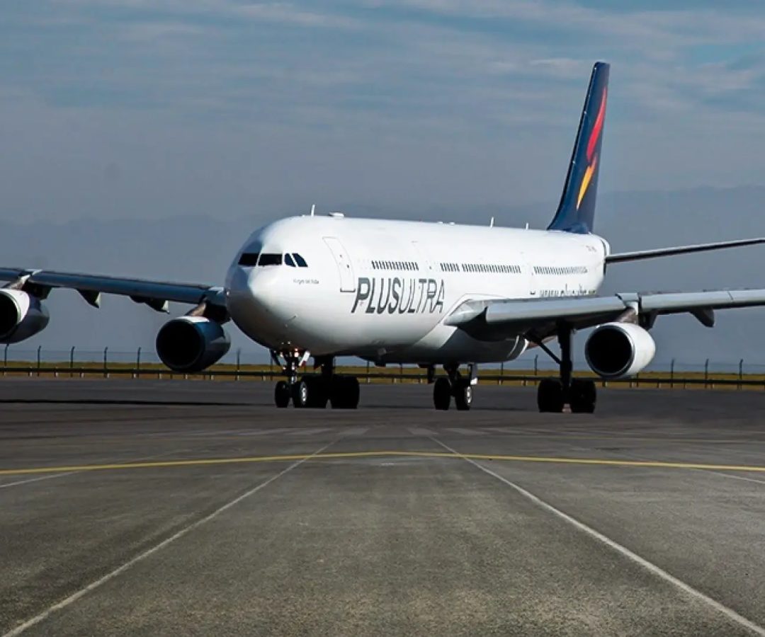 Avión de Plus Ultra.PLUS ULTRA LÍNEAS AÉREAS