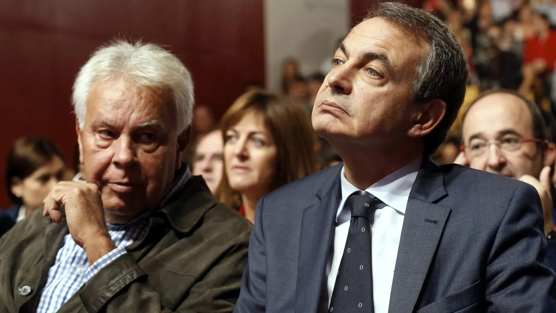 Felipe González y José Luis Rodríguez Zapatero, en una imagen de archivo. EFE
