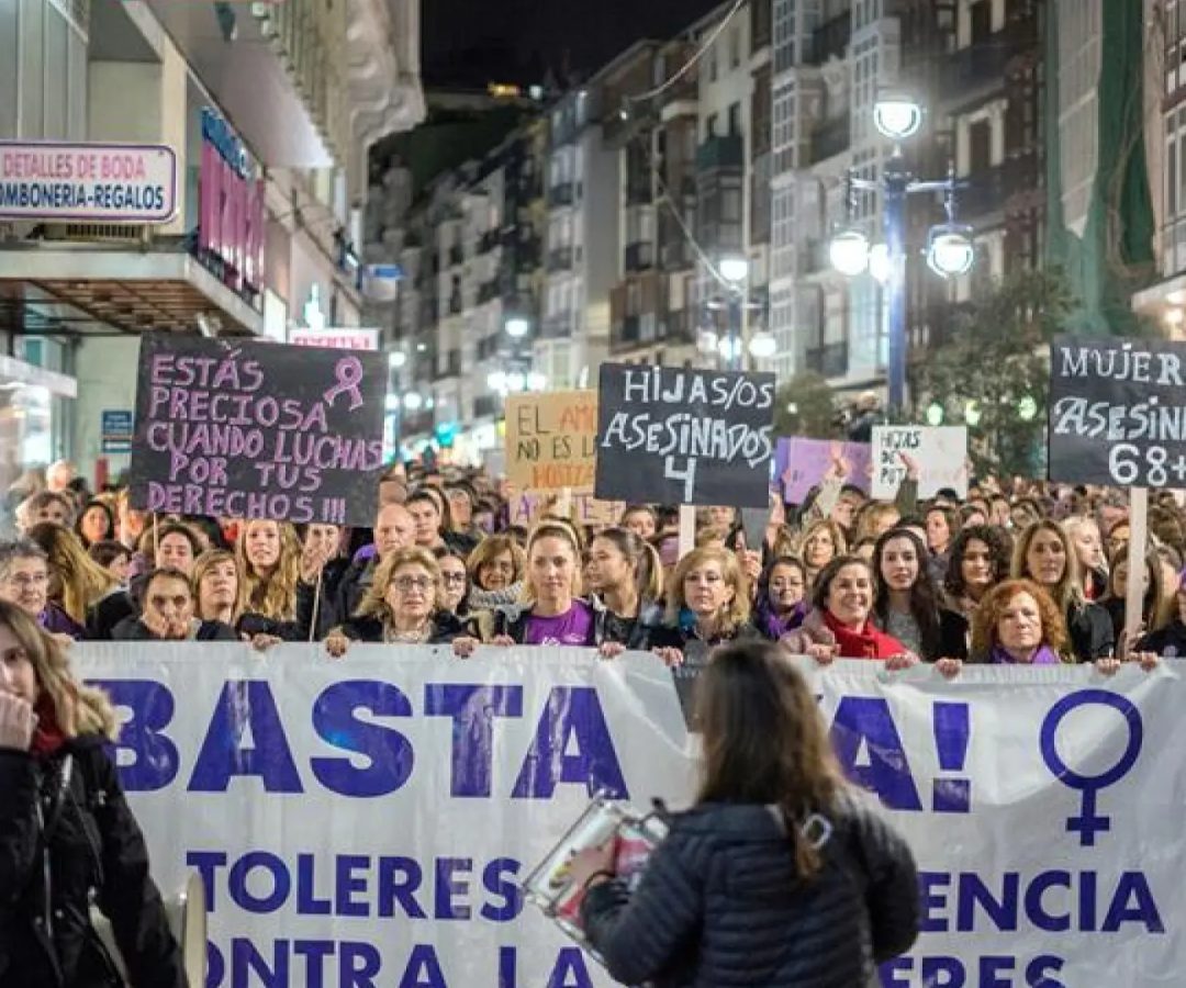 Manifestación en Santander con motivo del Día Internacional para la Eliminación de la Violencia contra la Mujer.ROMÁN G. AGUILERA / EFE