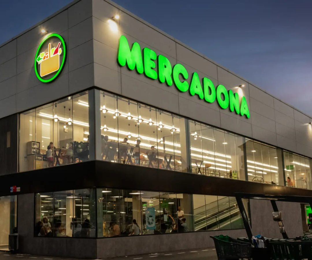 Fachada establecimiento MercadonaJose Martinez/iStock