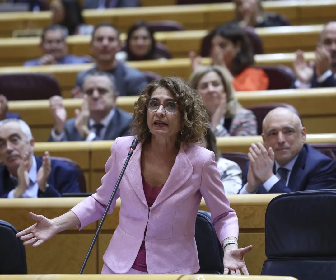 María Jesús Montero, en el Senado.Kiko Huesca