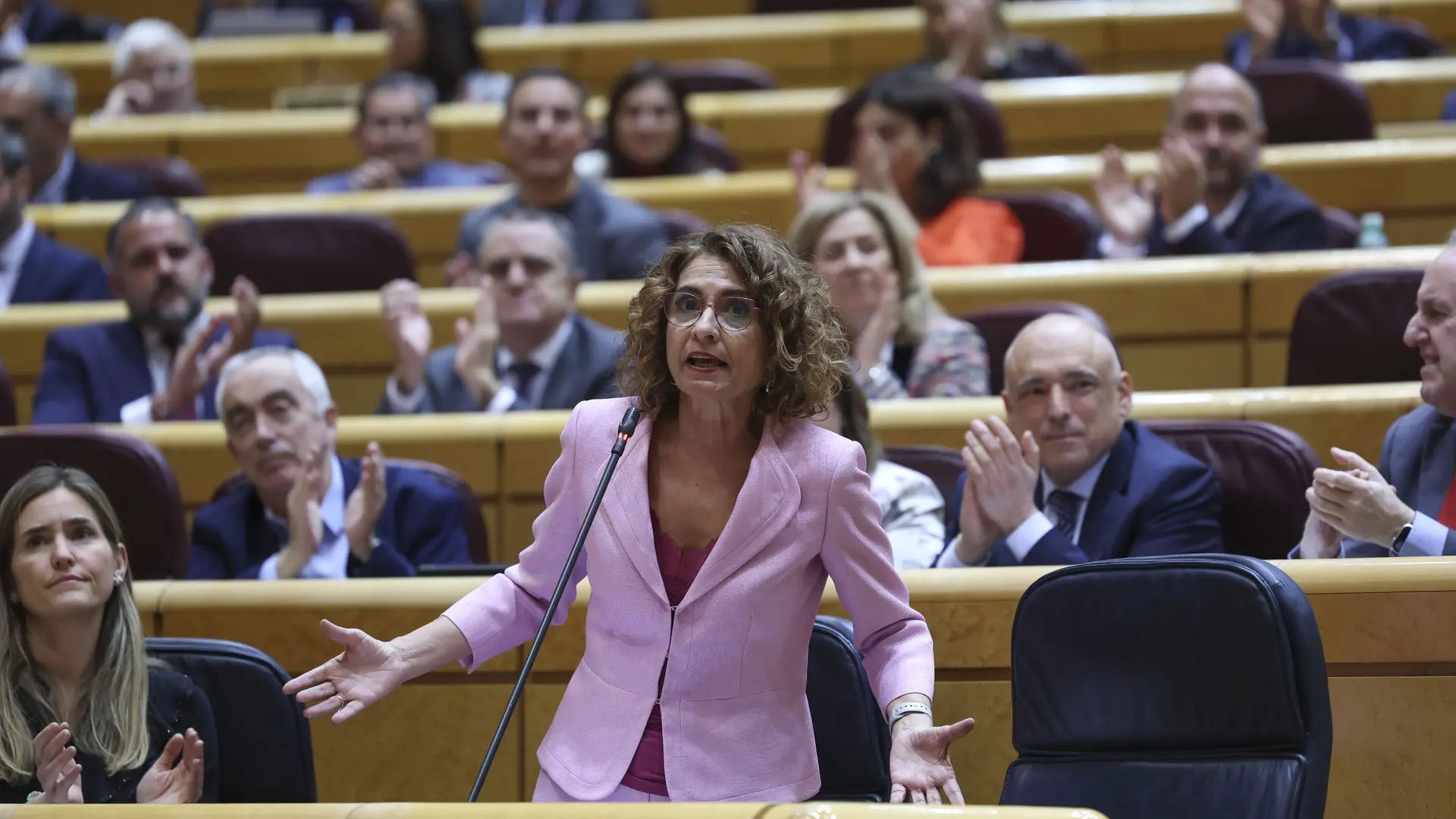 María Jesús Montero, en el Senado.Kiko Huesca