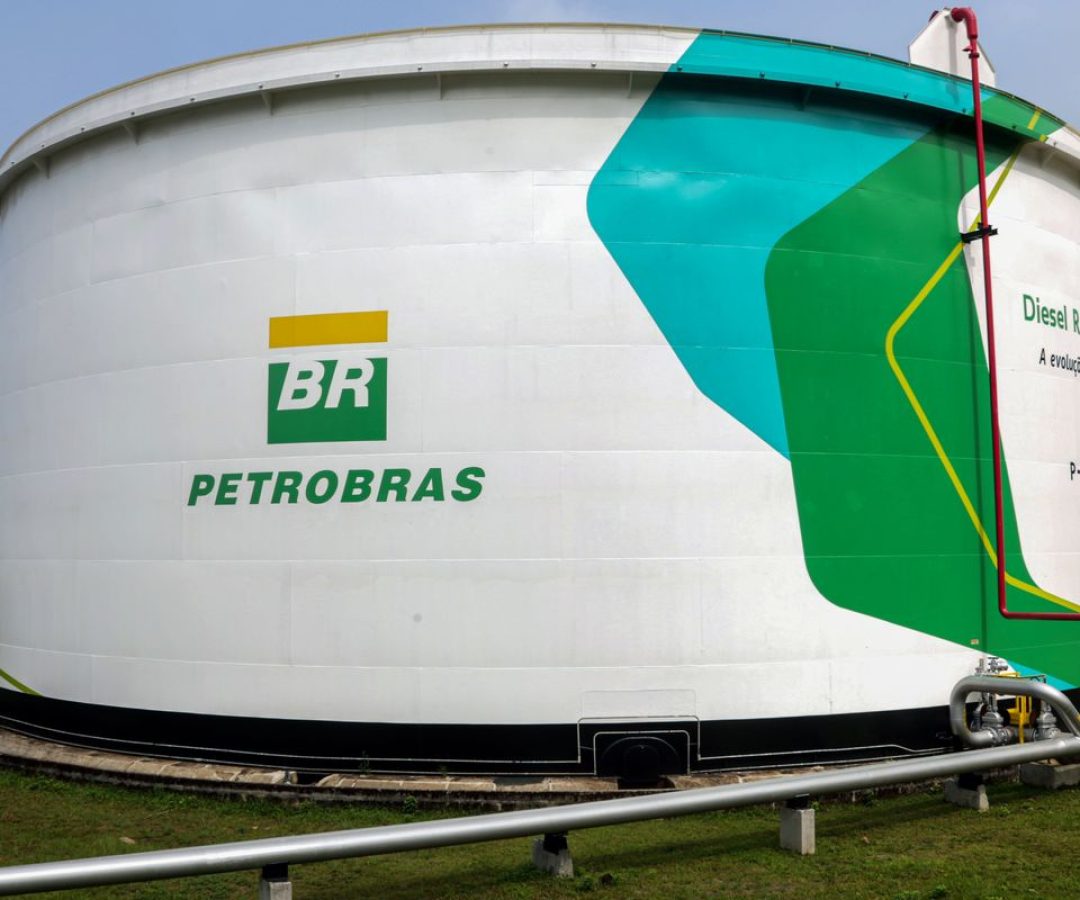 tanque_de_diesel_r5_na_rpbc_-_foto_wilson_melo_agencia_petrobras.jpg