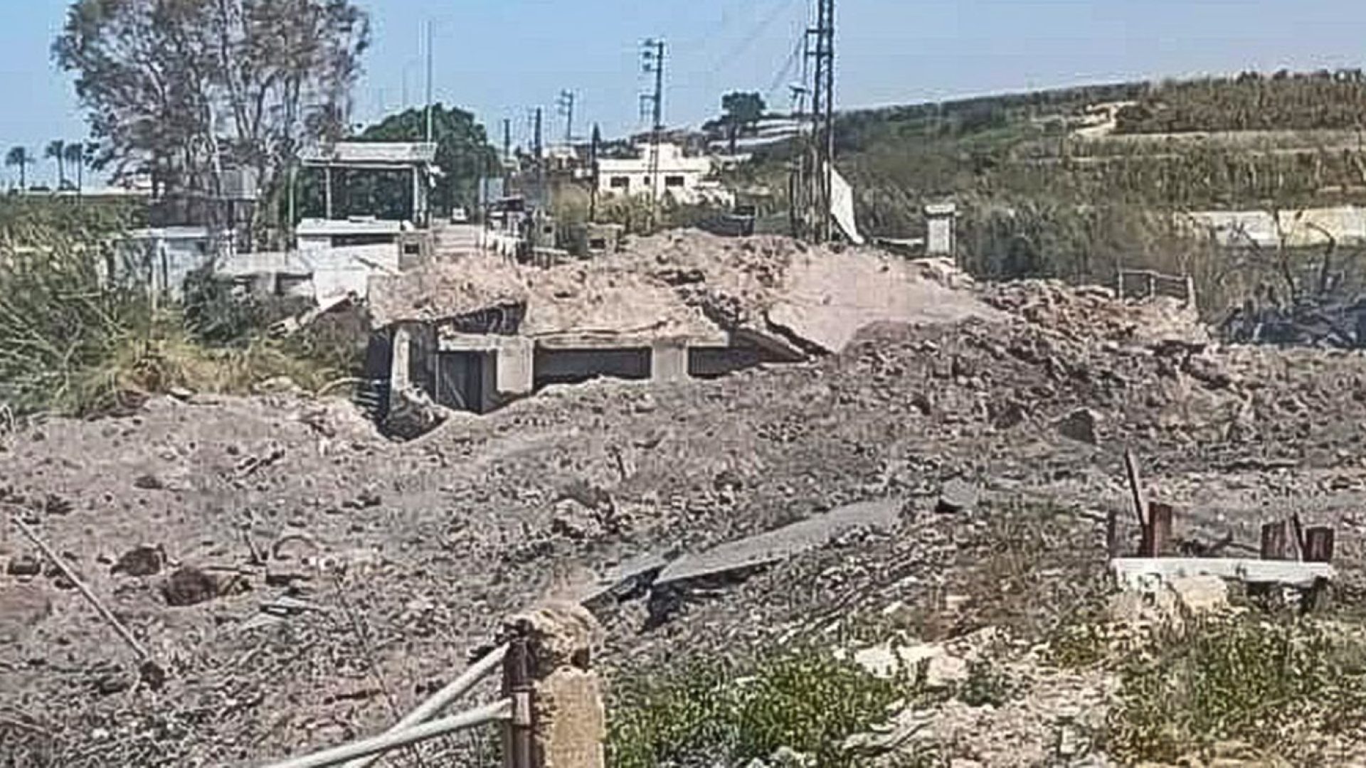 © Defesa Civil do Líbano 